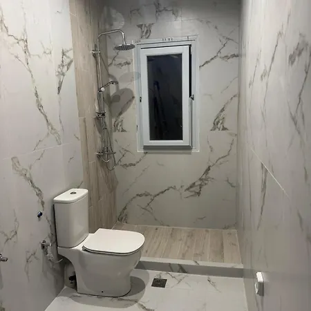 Portside Paradise Apartman Náusza