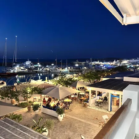 Portside Paradise *